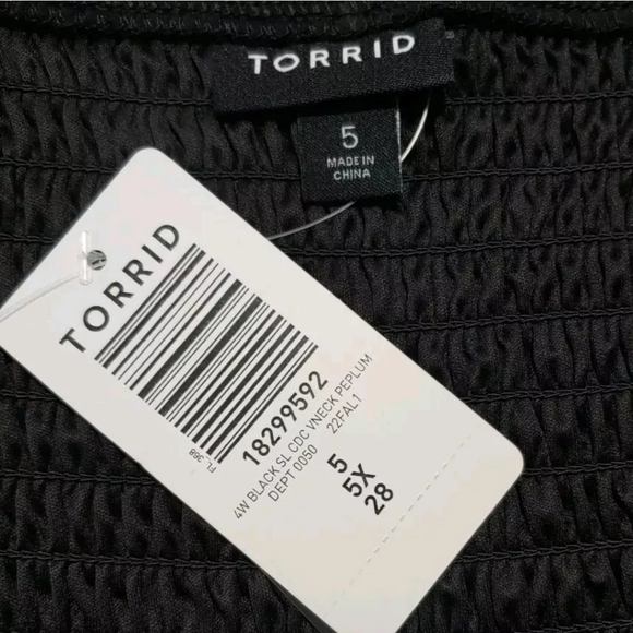 Torrid Peplum Cami Top Woman Plus 5X Summer Whimisgoth Black Satin Smocked NWT - Picture 6 of 10
